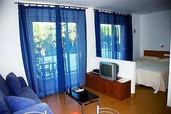 Aparthotel Arenal 2*